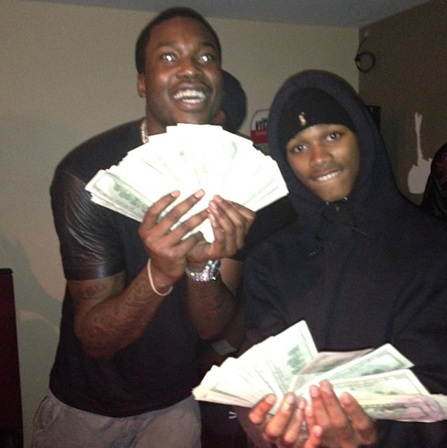 Arrest Warrant Issued For The Alleged Murderer Of Lil Snupe… Meek Mill Pays Tribute [Video]