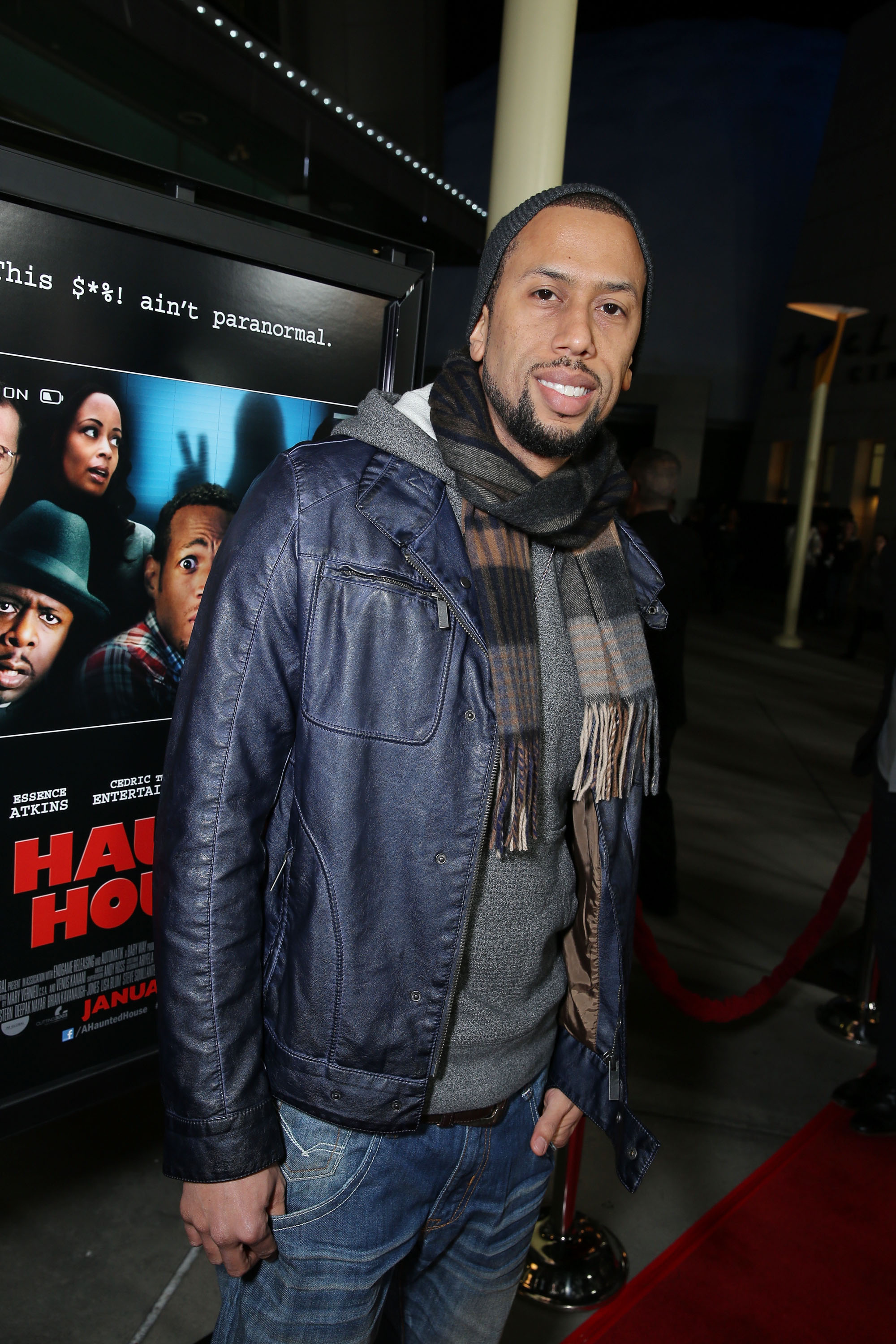 @MarlonLWayans, @Shawn_Wayans, @KevinHart4Real, Essence Atkins & More Hit LA Premiere of ‘A Haunted House’ (Pics Inside)