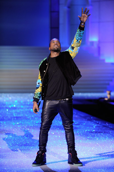Kanye West in Versace at Vicky Secret Show!