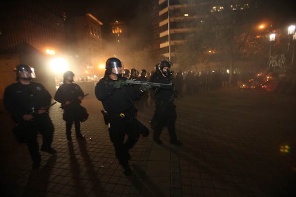 Occupy Oakland Protests Get Violent But Protestors Pick Up Where They Left Off