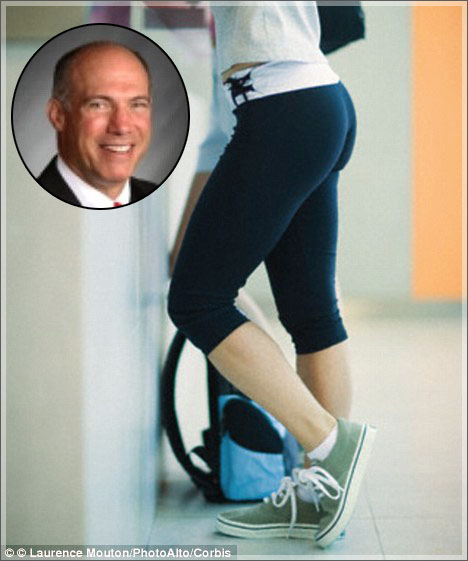 Totally Fed Up! A Minnesota High School Principal Tells Teen Girls To “Cover Their Butts Up” ! via @sandrarose