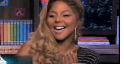 VIDEO: Lil Kim Goes In On Nicki Minaj on “Watch What Happens” LIVE