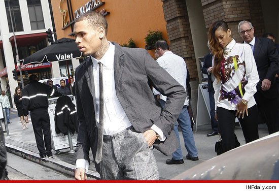 Standing By Her Man! Chris Brown Shows Up To Court with Girlfriend Rihanna