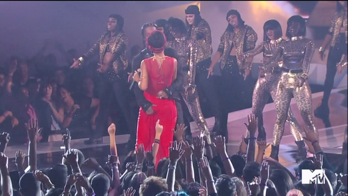Recap: MTV Video Music Awards 2012 Performances Full Coverage (Videos and Photos)