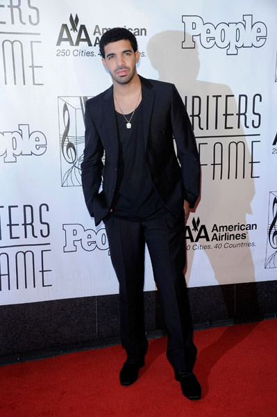 Drake is honored at Songwriters Hall of Fame