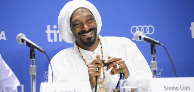 Snoop Dogg Talks Obama Needing More Time In Office And His New “Snoop Lion” Identity
