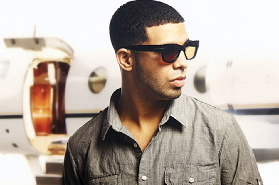 Drake Keeps His Cool and Responds to Album Leak