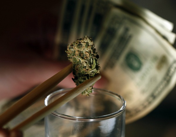 Colorado’s Governor Tells Potheads To “Hold Off On The Cheetos” After State Legalizes Marijuana (Video Inside)