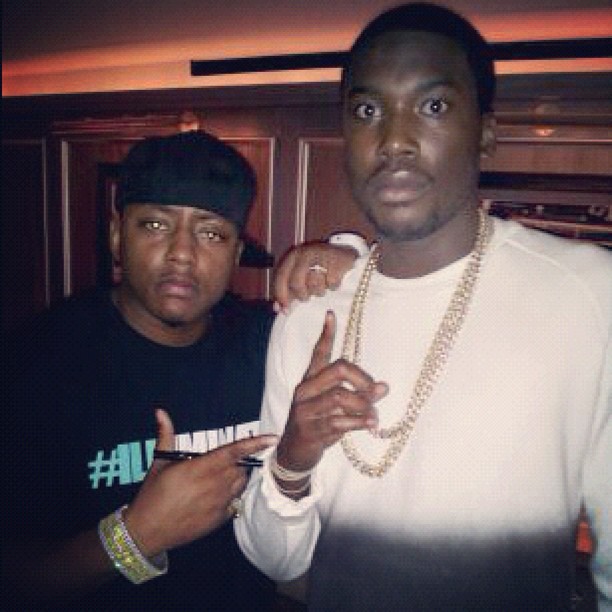 @MeekMill Calls @Cassidy_Larsiny A Halfway-Snitch While He Was Incarcerated & Cassidy Reinforces The Battle Proposition (Video Inside)
