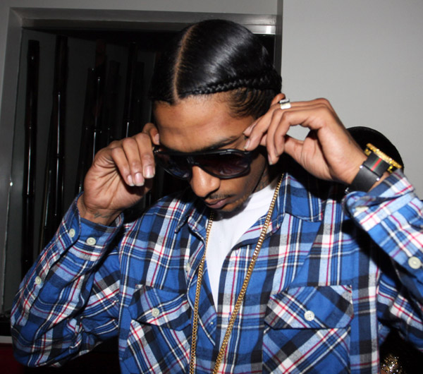 Nipsey Hussle & Photographer Jonathan Mannion Get Their Picasso On [Video]