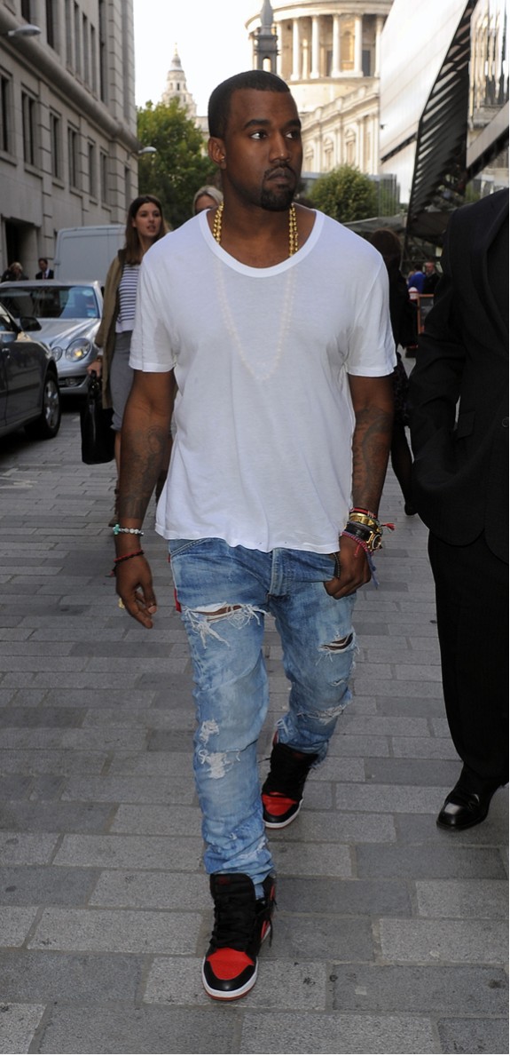 Fashion Alert!! Men and Skinny Jeans…Fad or Fashion Faux Pas?