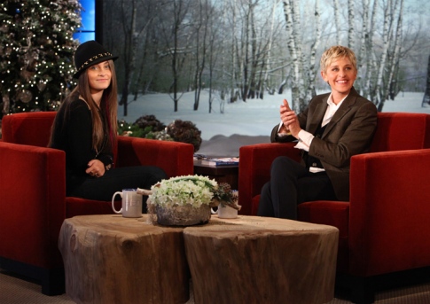 Paris Jackson Does First Ever Solo Interview.. Talks Acting Debut, Her Dad & Wearing Masks