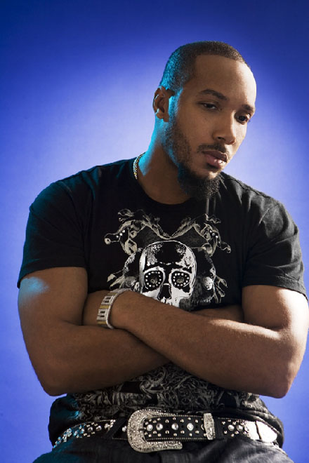 Lyfe Jenning Bounced From Night Club (Avoids Arrest)