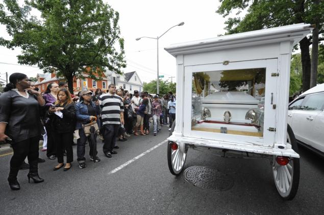 50 Cent Pays For The Funeral Of 14-Year-Old D’aja Robinson Killed On Way Home From Sweet 16 Party